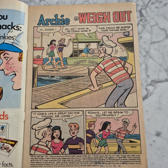 Vintage Archie Comic Book - Picture 4 of 6